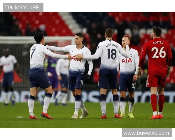 热刺对阵罗马精彩直播赛事全程回顾与分析